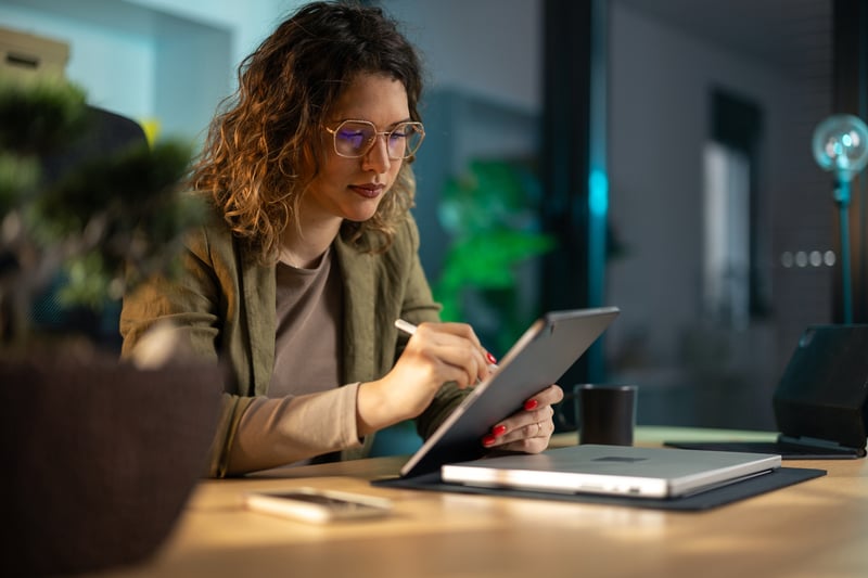 Why Businesses Need to Hire AI Content Marketing Agencies